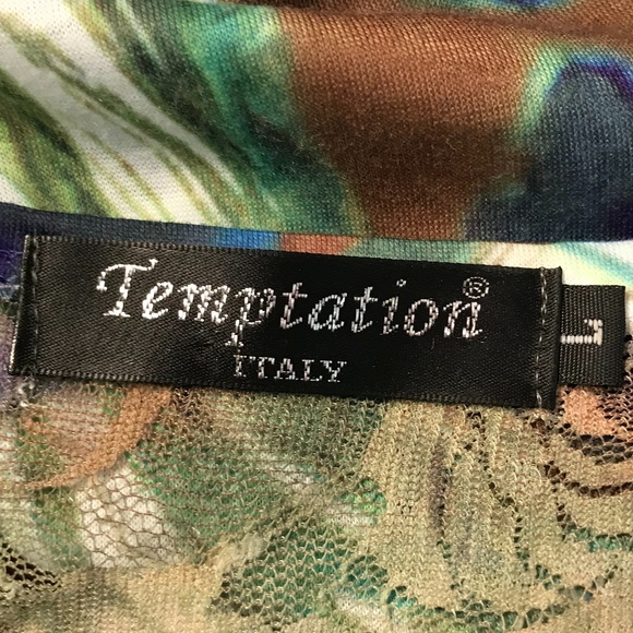 Peacock feather, lace razorback, sleeveless top. - Picture 5 of 5